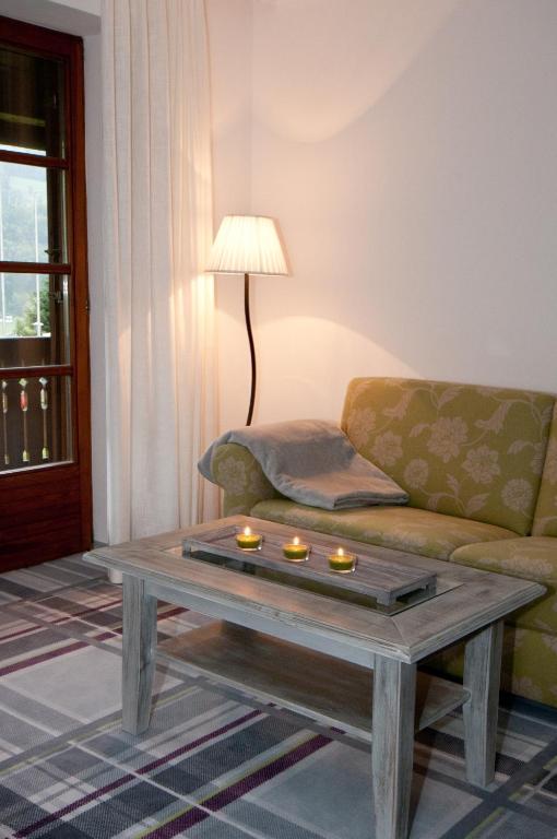 Alpenvilla Berchtesgaden Hotel Garni Стая снимка